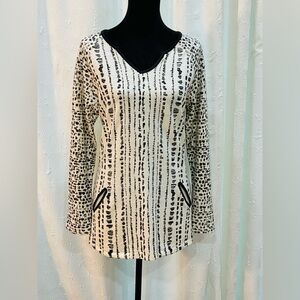 Wild Palms tunic is a size small, made from 100% cotton, new like condition